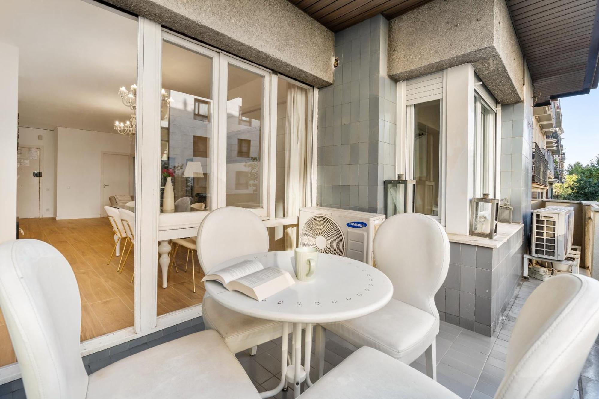 Fridays Flats Spacious 4Br Family Retreat Barcelona Exterior foto
